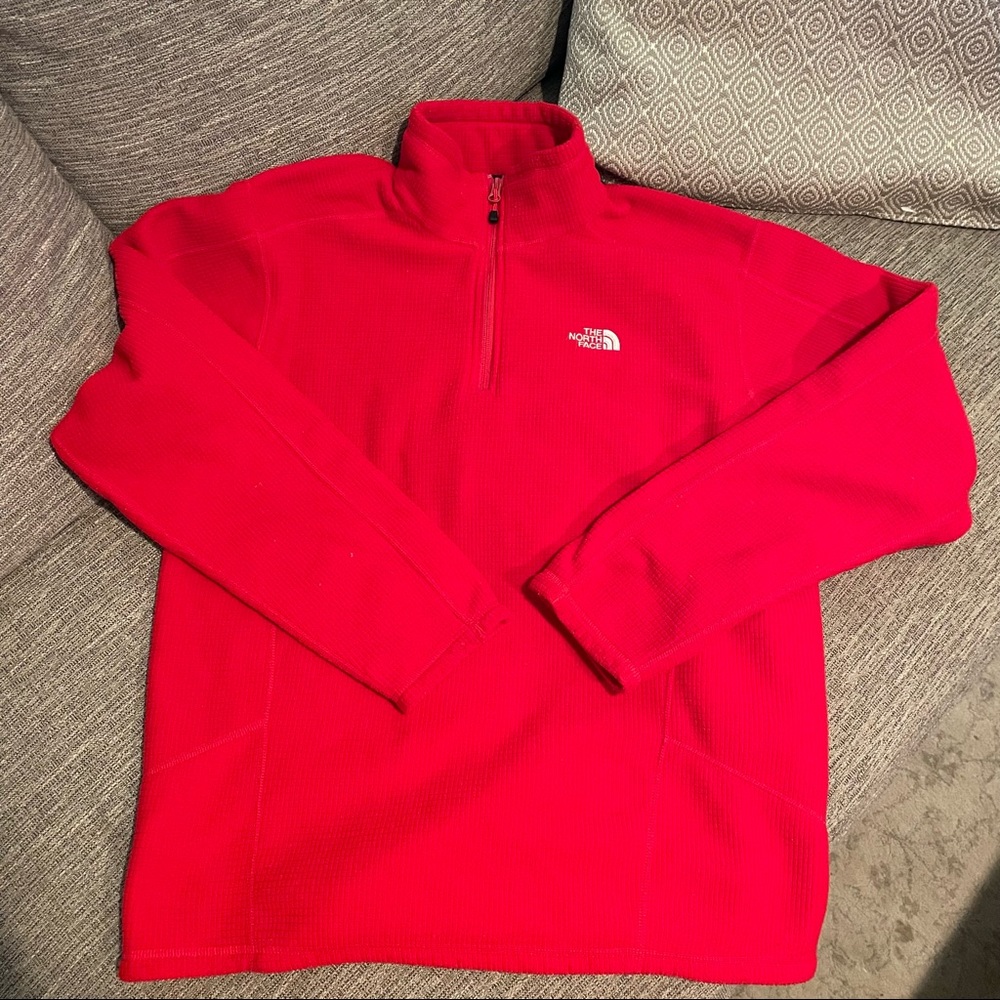 North face pullover